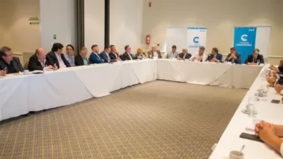 Comodoro reunió a más de 20 intendentes de todo Chubut