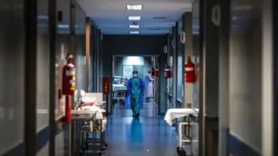 Salud en alerta: los recortes de Nación se sienten en clínicas y sanatorios