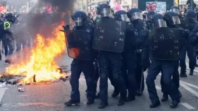 Francia: multitudinarias protestas en todo el país por la reforma jubilatoria