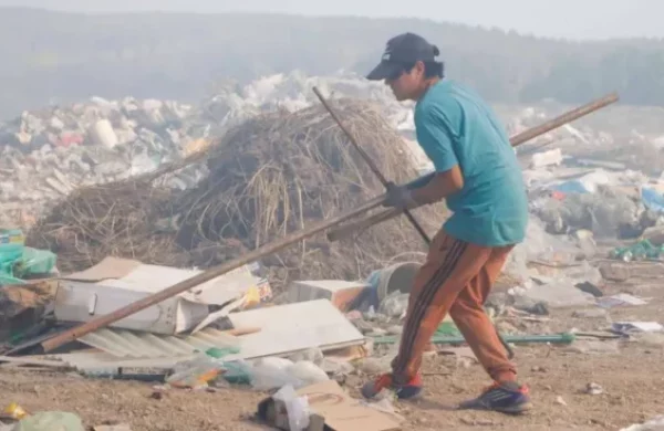 El crudo relato de los trabajadores del basural en Cipolletti: «No valoran nuestras vidas»