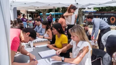 Más de 3000 jóvenes rosarinos ya poseen su cuenta de Banco Municipal