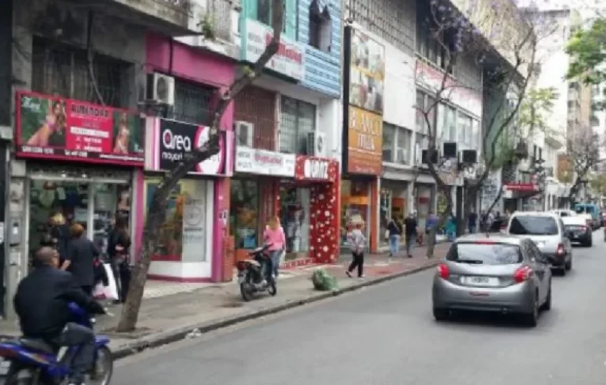 Calle San Luis, Rosario: alertan que con la corrida cambiaria «no hay negocio que se sostenga»