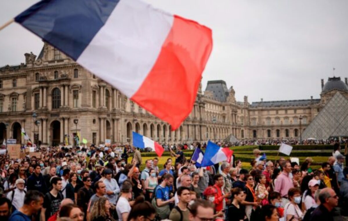 No solo Francia, toda Europa ajusta sus regímenes jubilatorios