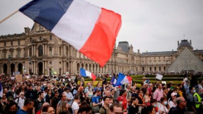 No solo Francia, toda Europa ajusta sus regímenes jubilatorios