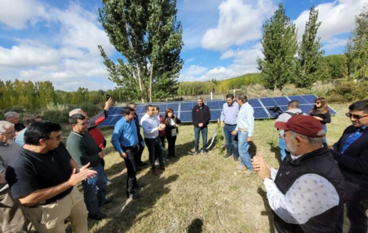 Innovador: paneles solares darán energía a plantas potabilizadoras en Iglesia, San Juan