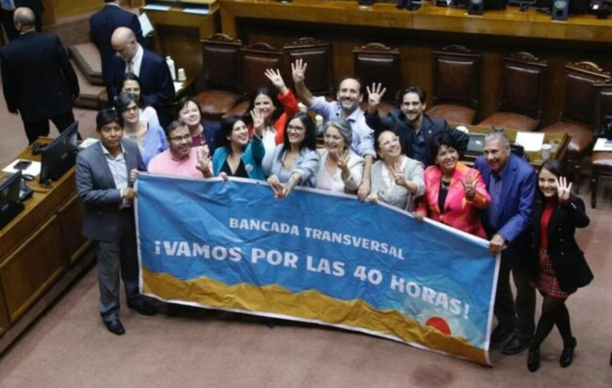 Chile aprobó reducir la jornada laboral: cuántas horas semanales serán