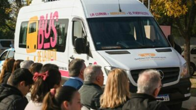 Arroyito pone en marcha su primer bus municipal