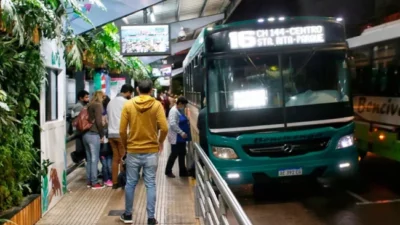 ¿Cuánto cuesta viajar en colectivo en diferentes ciudades del país?