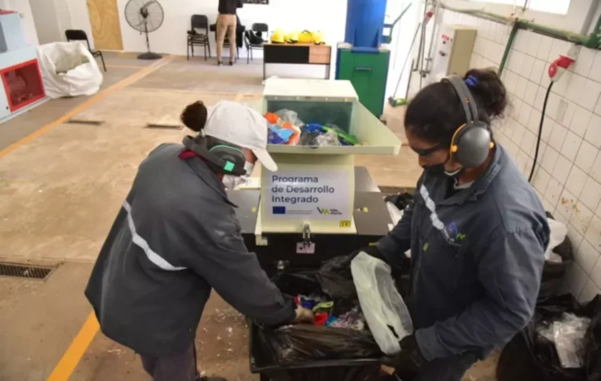 Villa María ya fabrica madera plástica en su Centro Urbano de Gestión Ambiental