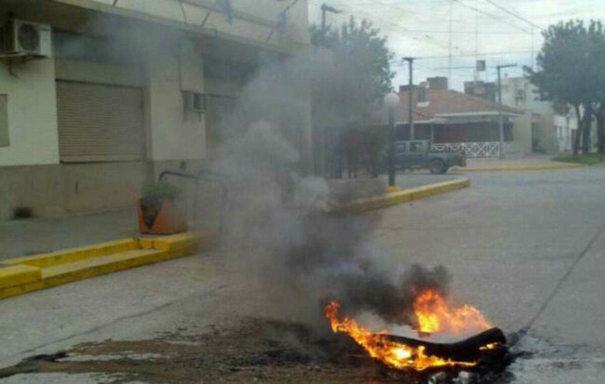 La Paz Social amenazada en Las Rosas