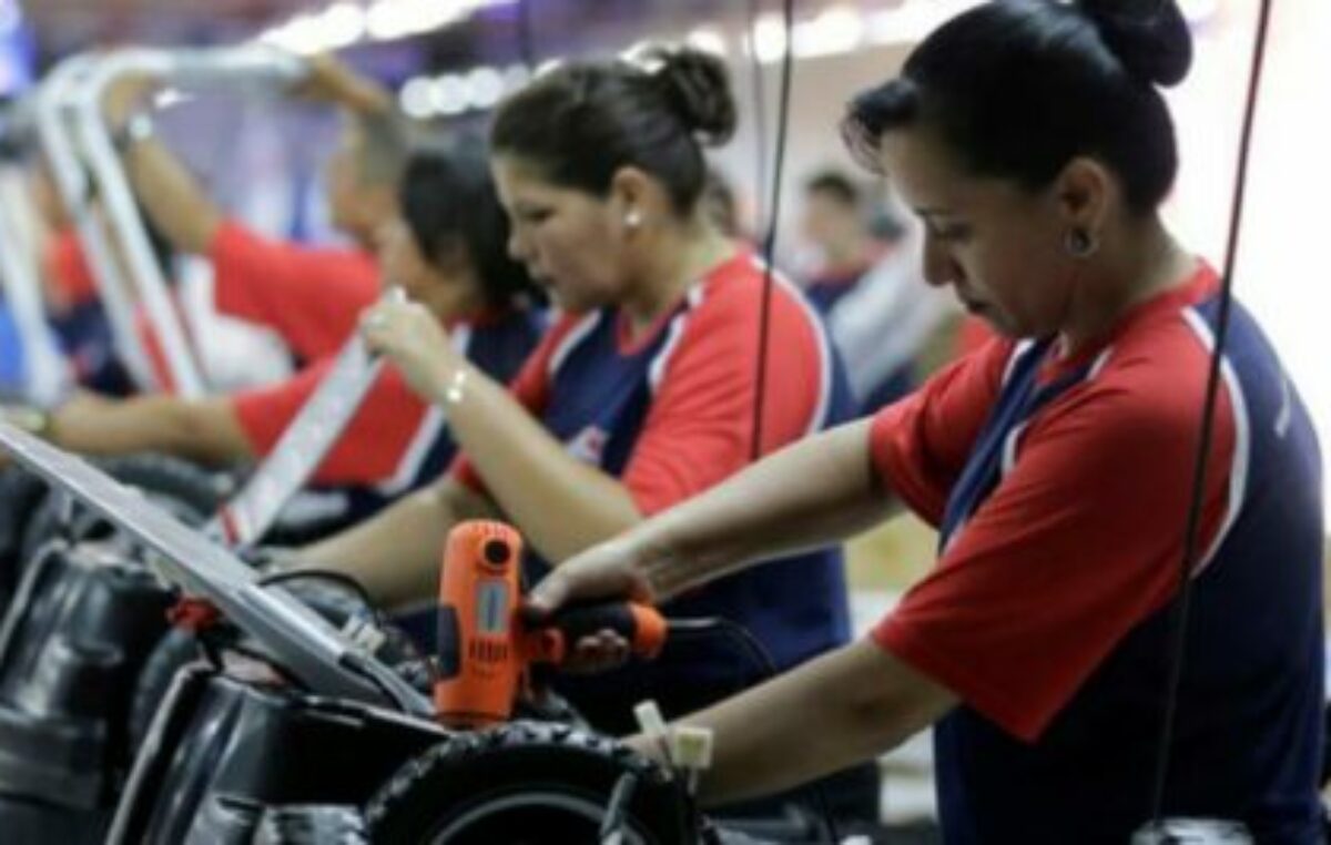 Brasil reducirá la semana laboral a cuatro días a partir de noviembre