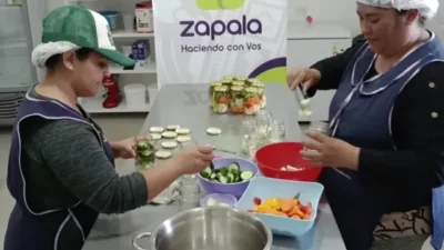 En Zapala, la sala comunitaria de elaboración de alimentos abre puertas