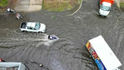 Las lluvias, «El Niño» y la gestión hídrica en Santa Fe abrieron la polémica en el Concejo