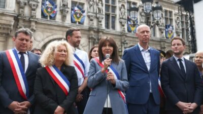 Francia: movilización de alcaldes contra la violencia en las protestas