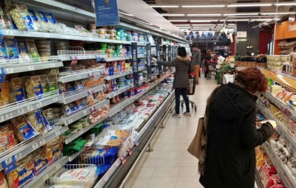 En junio la inflación de los trabajadores se desaceleró y llegó al 7,4% 