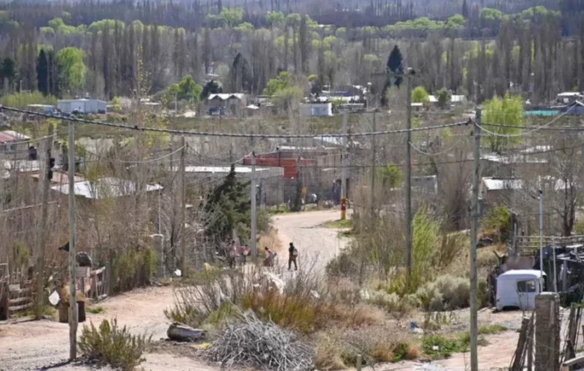 Sigue creciendo la toma de Las Perlas en Neuquén