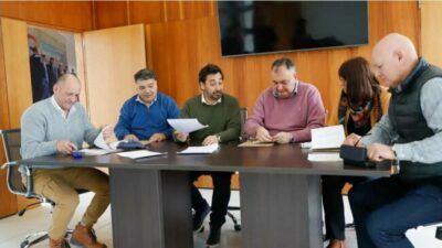 Bariloche y otros cuatro municipios firmaron un compromiso para avanzar con el vertedero regional