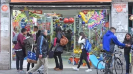 Rosario: Las ventas en calle San Luis cayeron hasta un 15% en julio