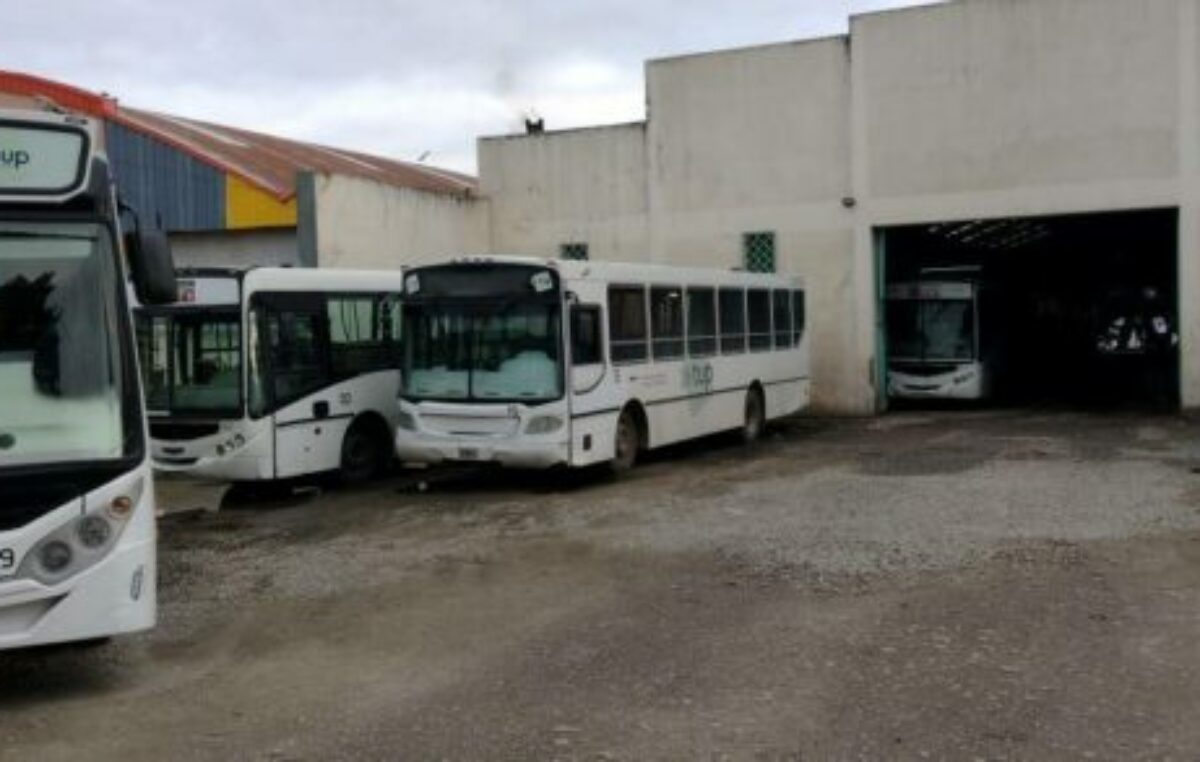 Sumergido en una crisis económica, el transporte público de Bariloche enfrenta un panorama sombrío