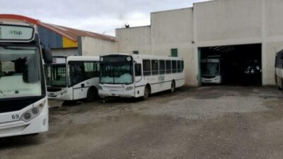 Sumergido en una crisis económica, el transporte público de Bariloche enfrenta un panorama sombrío
