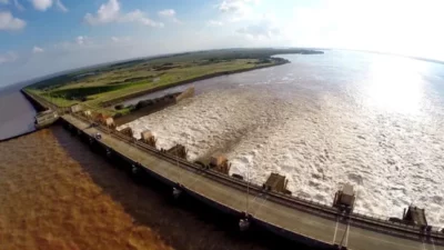 Paraguay tomó el 100% de la energía de Yacyretá en respuesta al cobro de peaje en la hidrovía