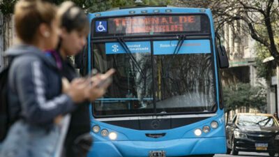 En Rosario sube el 50% el boleto de colectivos: a 185 pesos