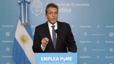 Massa anunció programas de creación de empleo joven y de regularización del trabajo en negro