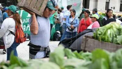 Con un «Mercadazo», lanzan el espacio «Federación por la Soberanía»