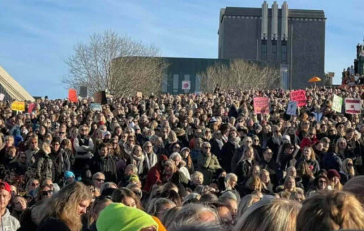 Islandia: mujeres encabezaron una histórica huelga y marchas contra la brecha salarial