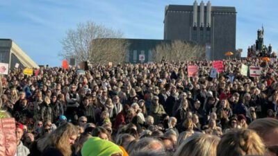 Islandia: mujeres encabezaron una histórica huelga y marchas contra la brecha salarial