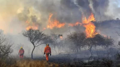 Carlos Paz: proponen crear «piscinas solidarias» para colaborar con agua en los incendios