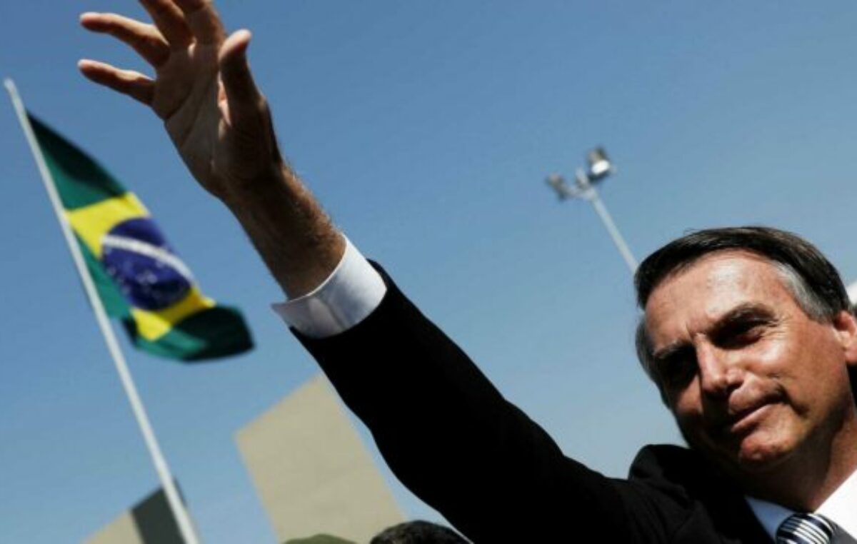 Congreso brasileño aprueba el informe que acusa a Bolsonaro de urdir la intentona golpista