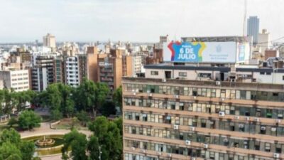 Llaryora dejará el municipio de Córdoba sin nombrar a un sólo empleado