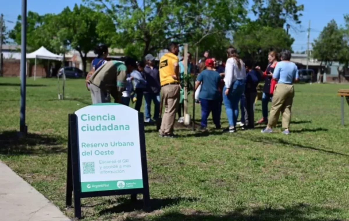 Ciudad verde: la Municipalidad de Santa Fe planta 600 árboles en el norte de la capital