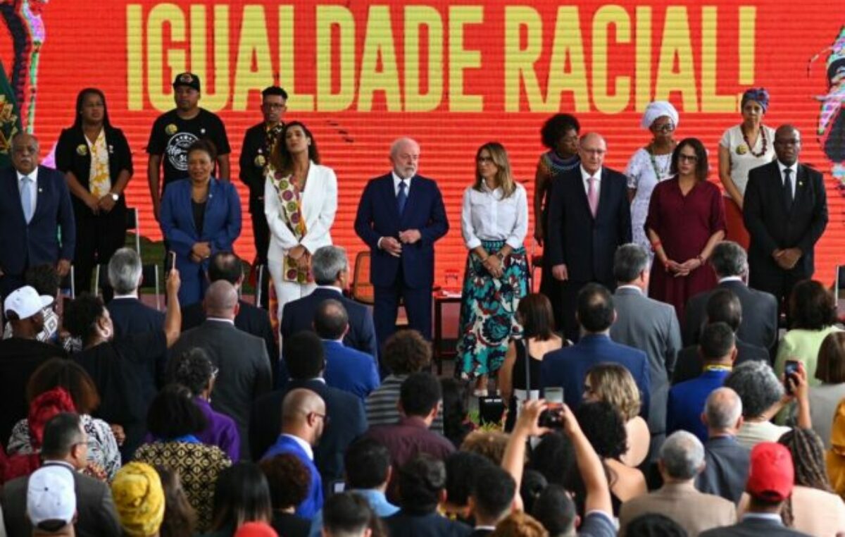 Lula condenó el racismo «construido por la supremacía blanca»