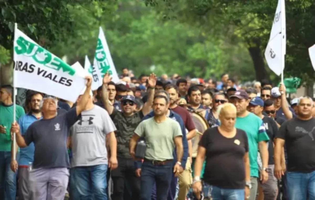 Córdoba: el sindicato de municipales salió a la calle a protestar por el salario
