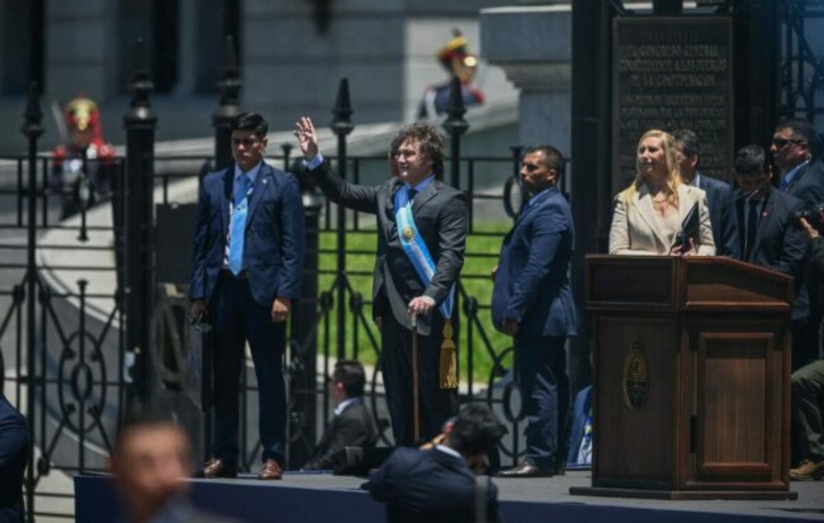 Milei anunció ajuste: “Impactará de modo negativo sobre empleo, salarios y cantidad de pobres”