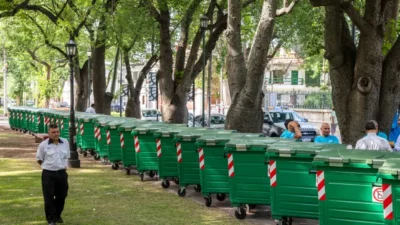 La Municipalidad de Rosario sumó 240 nuevos contenedores verdes y cuatro camiones