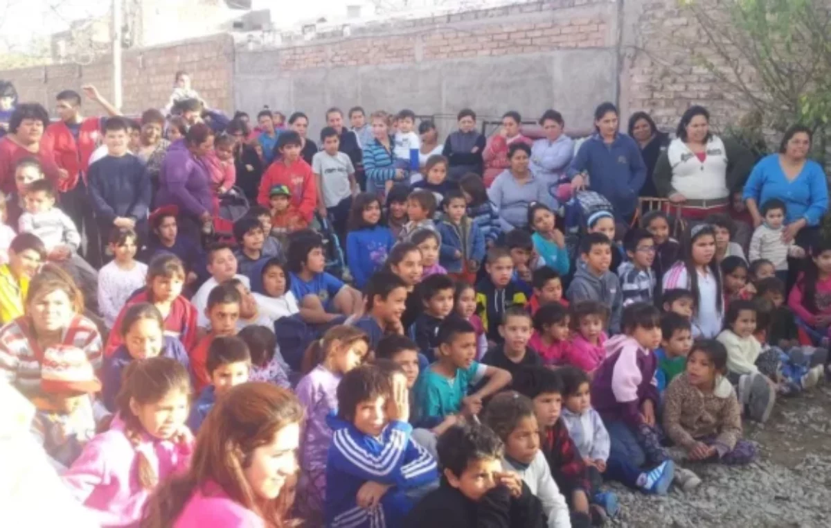 Dos concurridos merenderos de Mendoza advirtieron que cada vez más niños piden un plato de comida