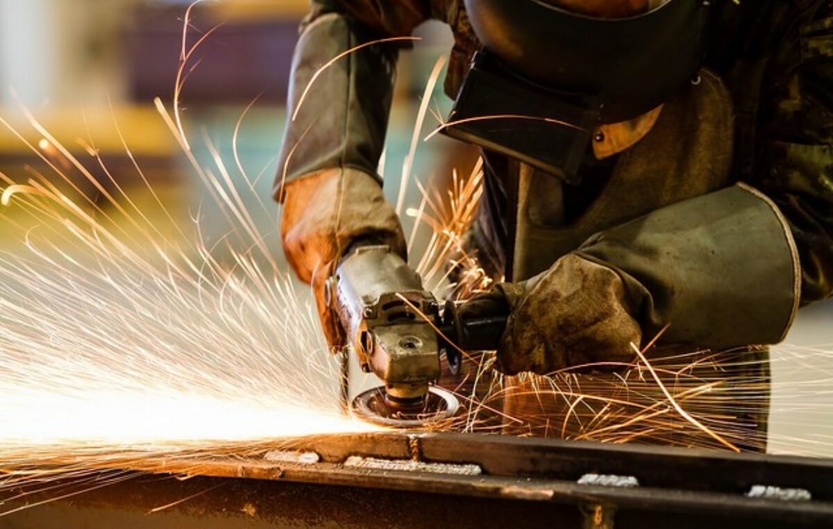 2.500 trabajadores de la industria metalmecánica en Tierra del Fuego se quedaron sin trabajo