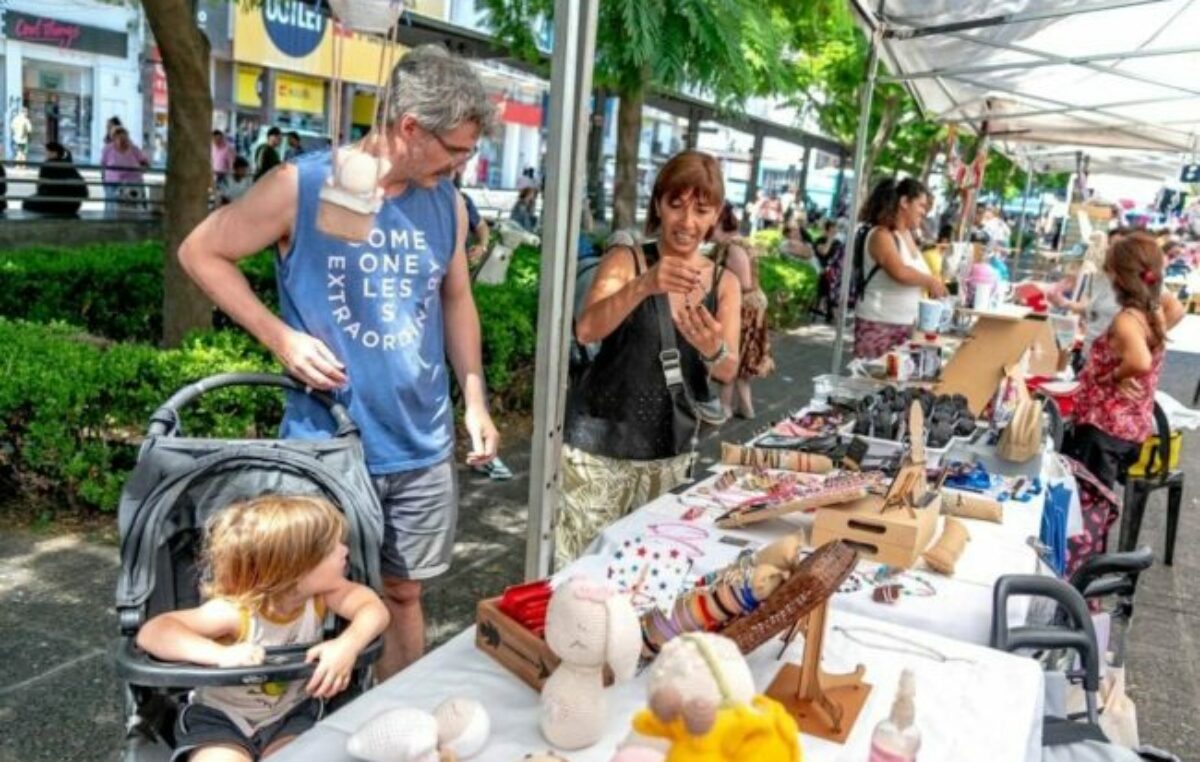 Cada vez más rosarinos eligen comprar en ferias de economía social