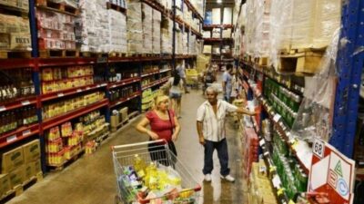 El «temporal» inflacionario acelera cambios en los hábitos de consumo de los cordobeses