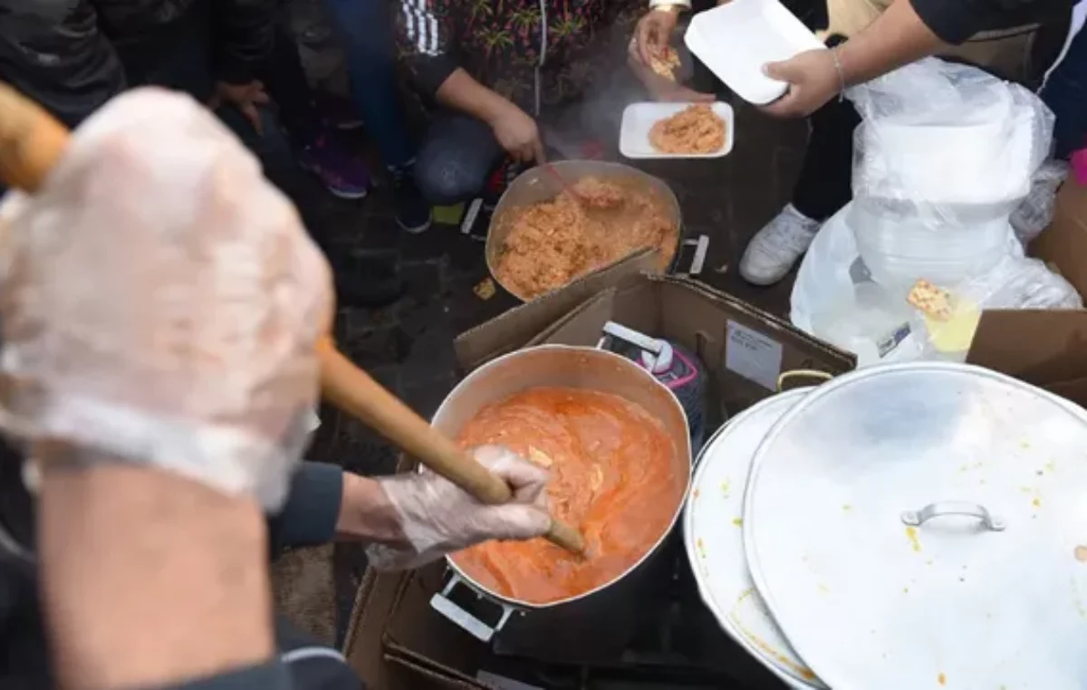 Con 100 ollas populares, Rosario reclama que vuelva la ayuda de Nación a los comedores barriales