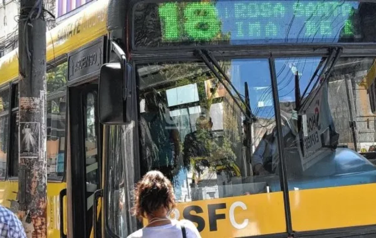 Transporte urbano santafesino: empresarios estiman que entre jueves y viernes llegarán los fondos para pagar salarios