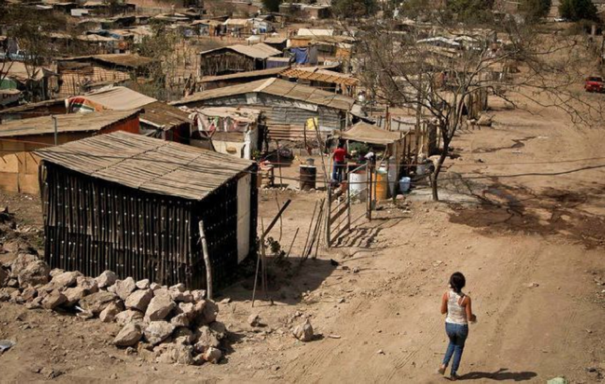 La línea de la pobreza en Mendoza aumentó el 51% en los dos meses del gobierno de Javier Milei