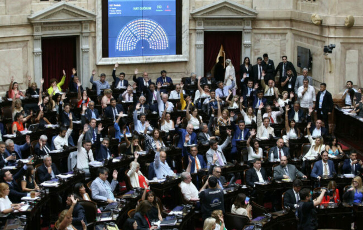 Ley Ómnibus: los gobernadores presionan por recursos y tambalea la votación en particular 