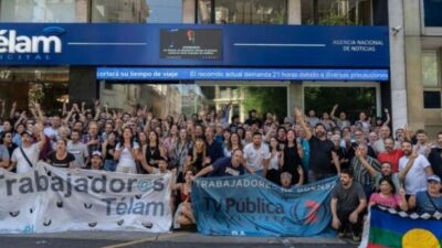 Golpe al derecho humano a la comunicación: intervención de Milei a los medios públicos argentinos