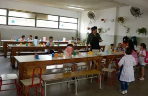 Uno de cada cuatro estudiantes santafesinos asiste a un comedor escolar