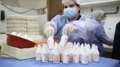 Tucumán produce repelentes que son distribuidos en hospitales públicos
