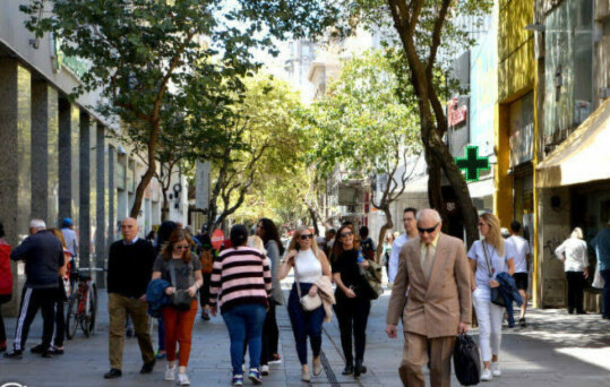 Milei contrató encuestas por $32 millones para medir el humor social por la inflación